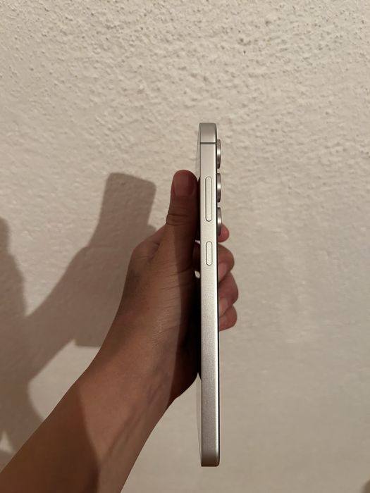 Samsung S24 FE g