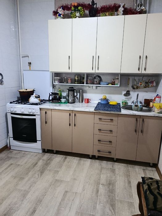 Продается 4/4/5 Сергели-3