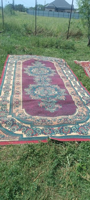 Срочно продам ковры палас