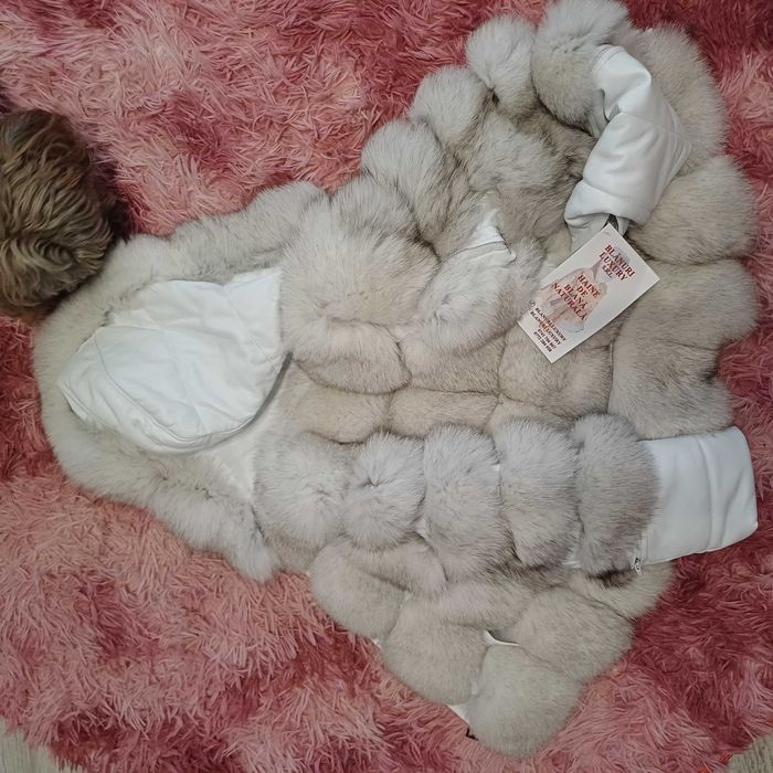Geaca din vulpe polara si piele, produs nou cu eticheta, marime s
