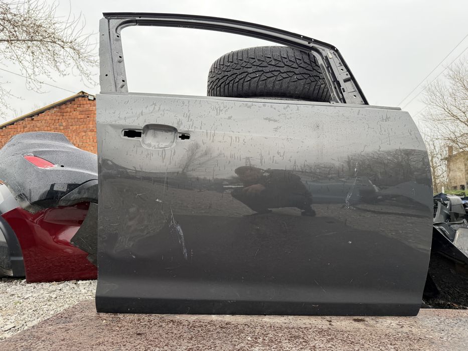 Врата Opel Astra J 2010 год.-