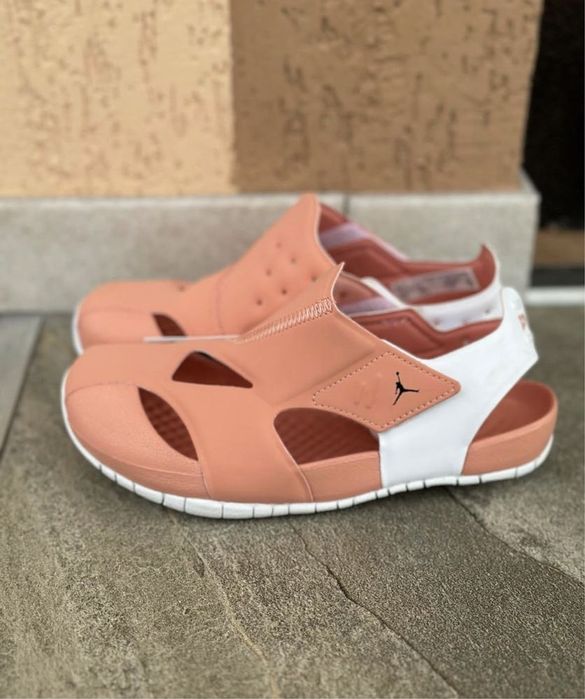 Оригинални сандали Nike Jordan