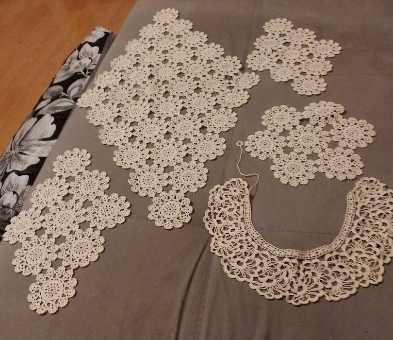 Продамам Ръчно Плетени Декоративни Покривки