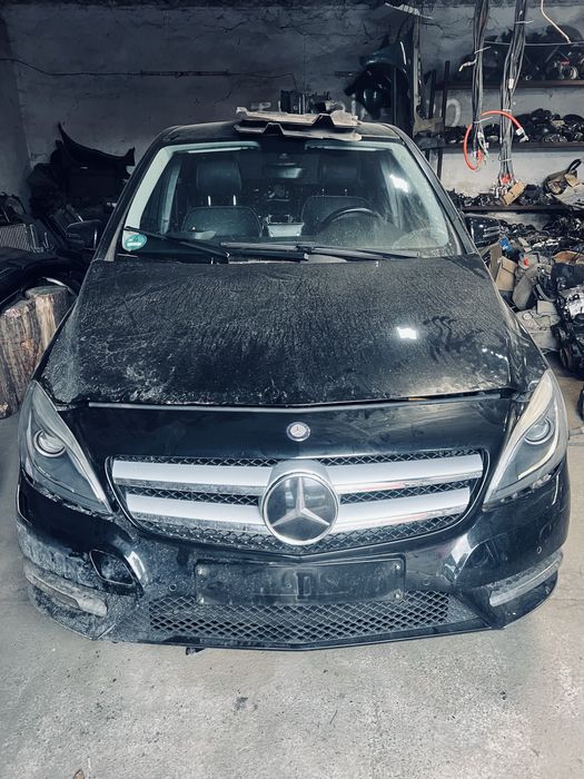 Capota mercedes b class w246