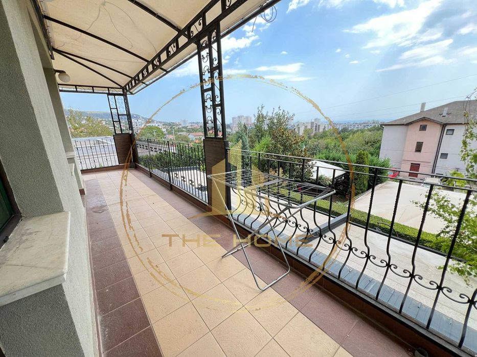 Дава се под наем Къща в Варна, Изгрев - 220 кв.м за 1700 € - Снимка #13