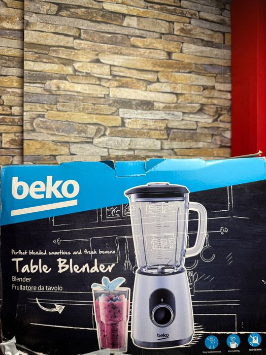 Table blender Beko