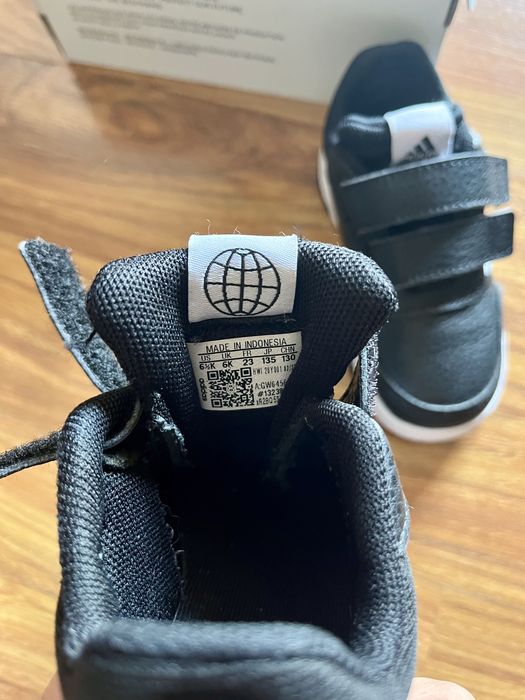 Adidasi Adidas copilasi