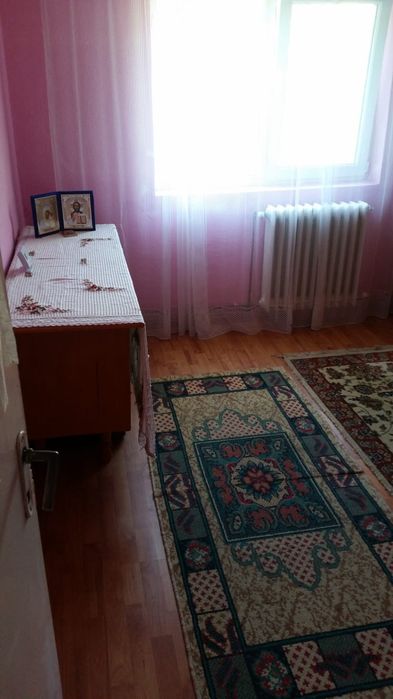 Inchiriere apartament 2 camere decomandat