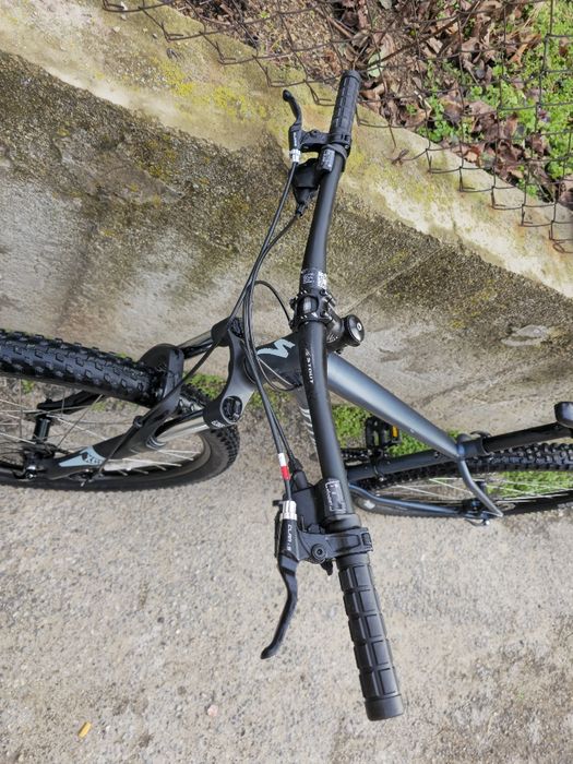 Specialized Rockhopper 29 цола М размер 2x9 Скорости палцови