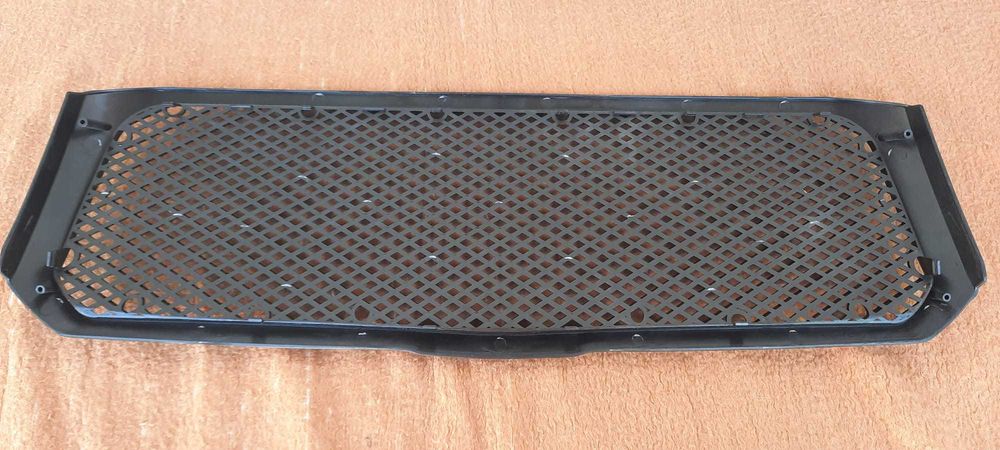 Grila Skoda Octavia 1U intre 2000 si 2004 negru fara rama interioara