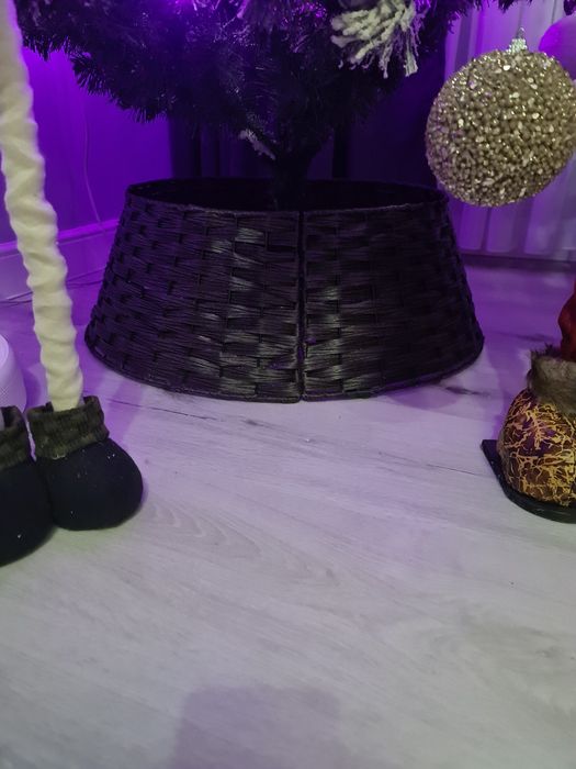 Продаю корзину юбку под  елку
