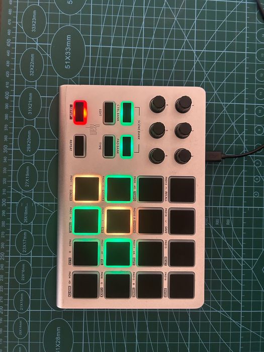 ESI /Arestia Pro Xjam midi controller