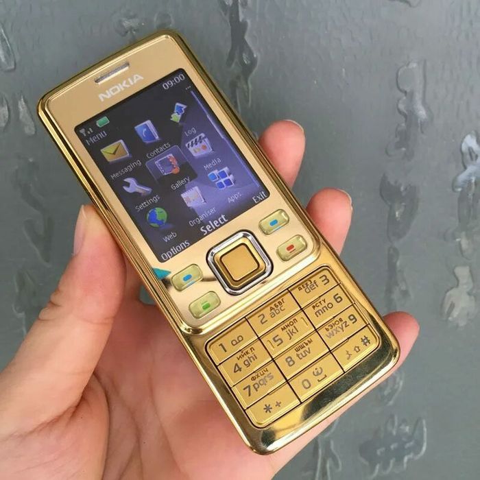 NOKIA 6300 GOLD NOKIA 6700 GOLD NOVEY N8800 GOLD telefon sotiladi!