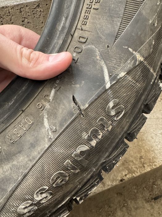 Продам зимную шину