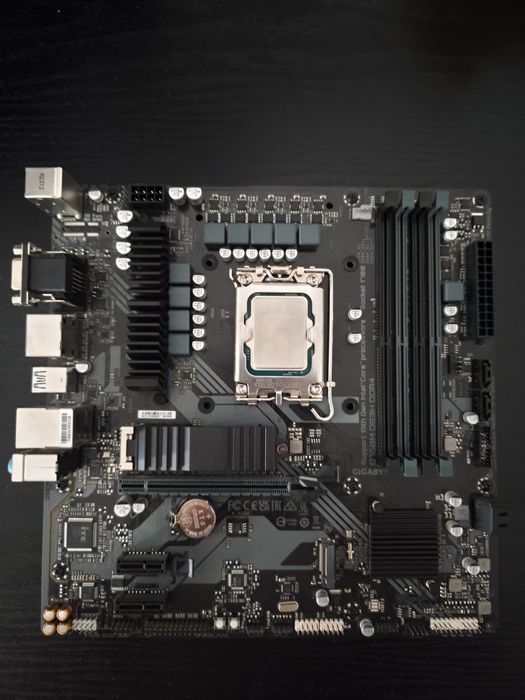 Kit Procesor și Placa de Baza + Cooler CPU