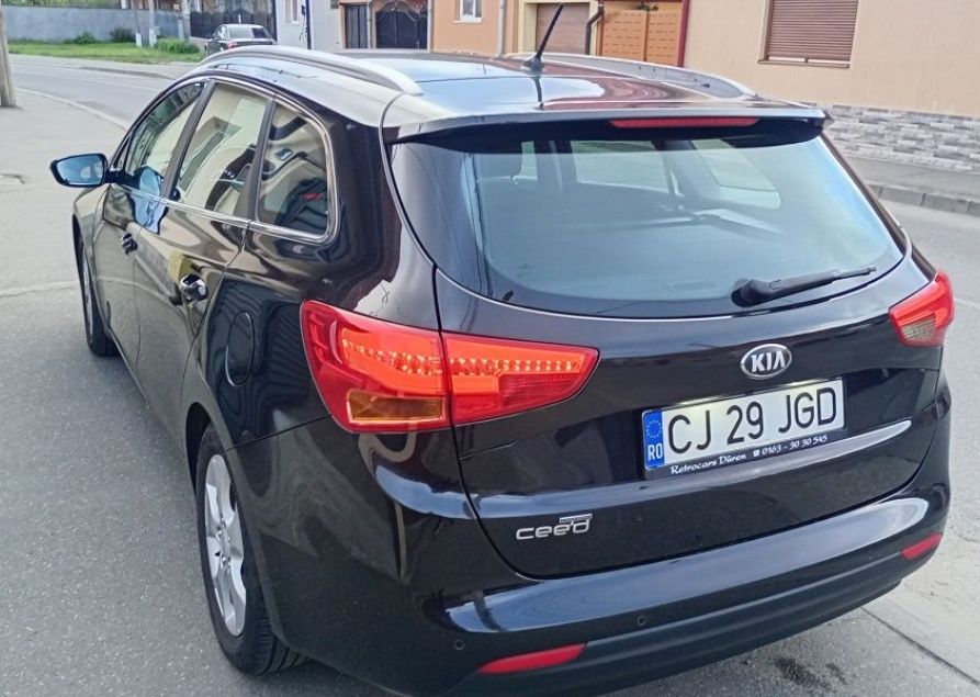 KIA CEE'D 1.4 Benz+Gpl