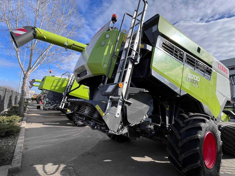 Combina CLAAS Lexion 8700 Terra Trac- PROMO