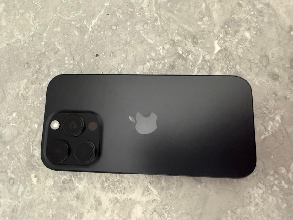Iphone 16 pro, 128 gb, акб 90%