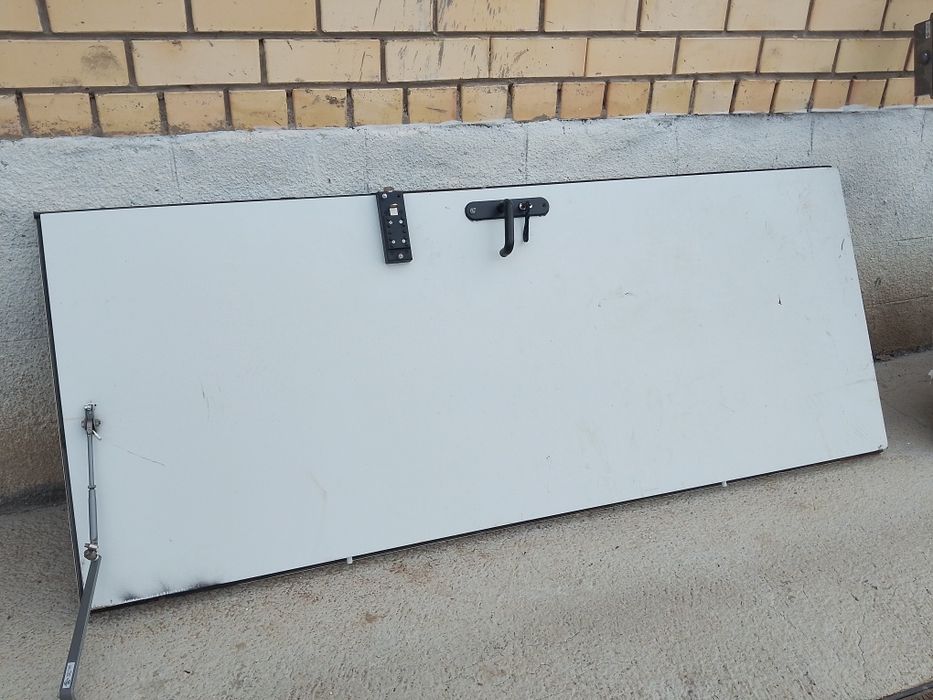 Сыртқы есік, замок,