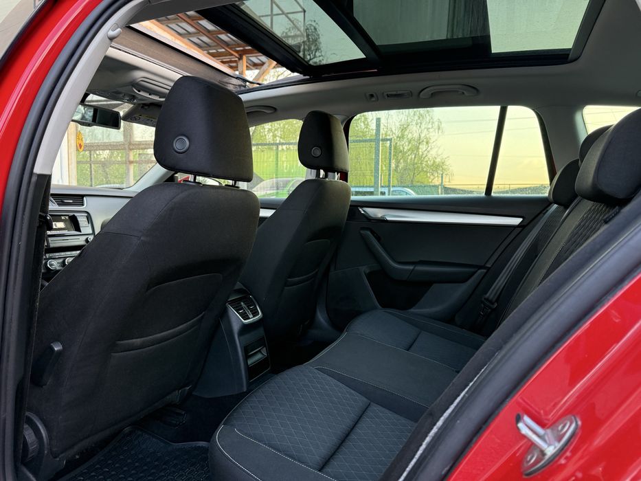 Skoda Octavia Edition - 2015 - 1.6 Diesel - Manual 5+1