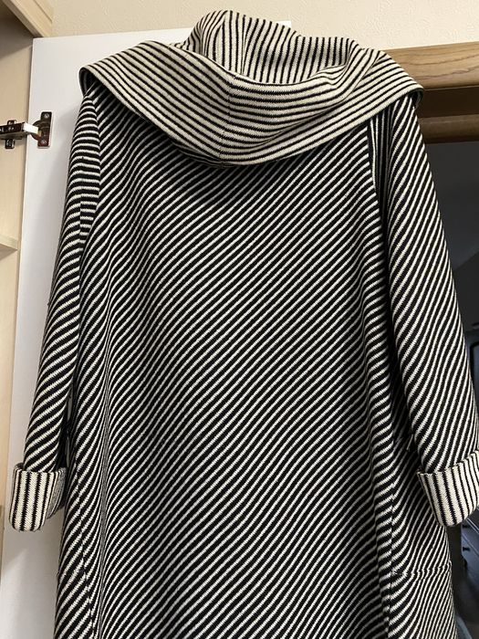 Пальто демисезонное