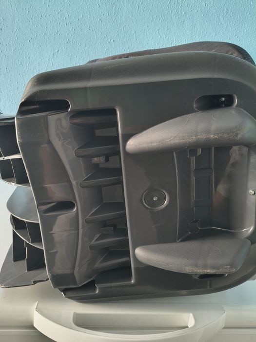 Vând scaun auto copii Britax Eclipse