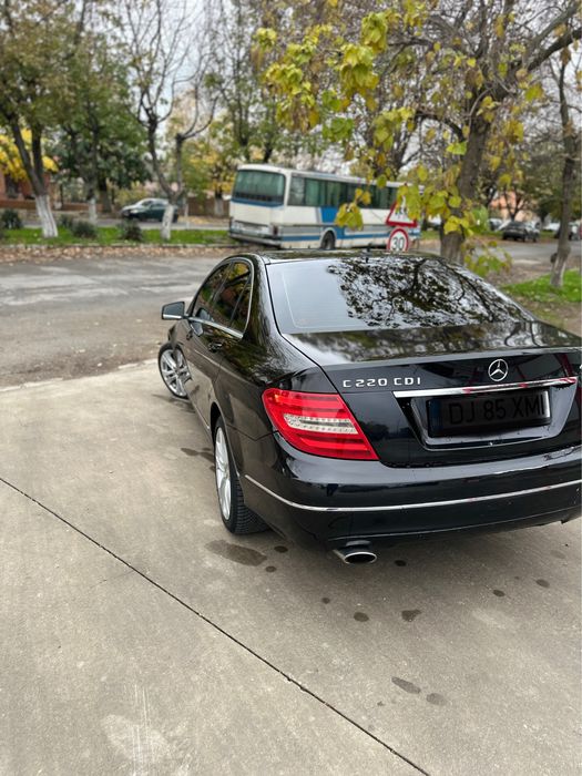 MERCEDES-BENZ C-Class 2014 — imagine 3