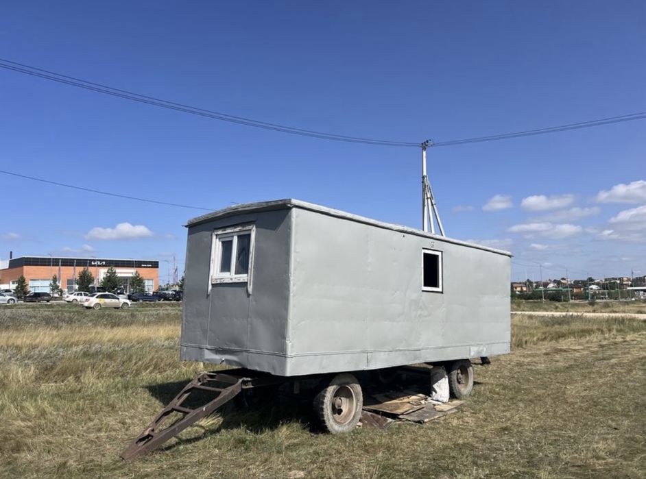 Вагон на колёсах