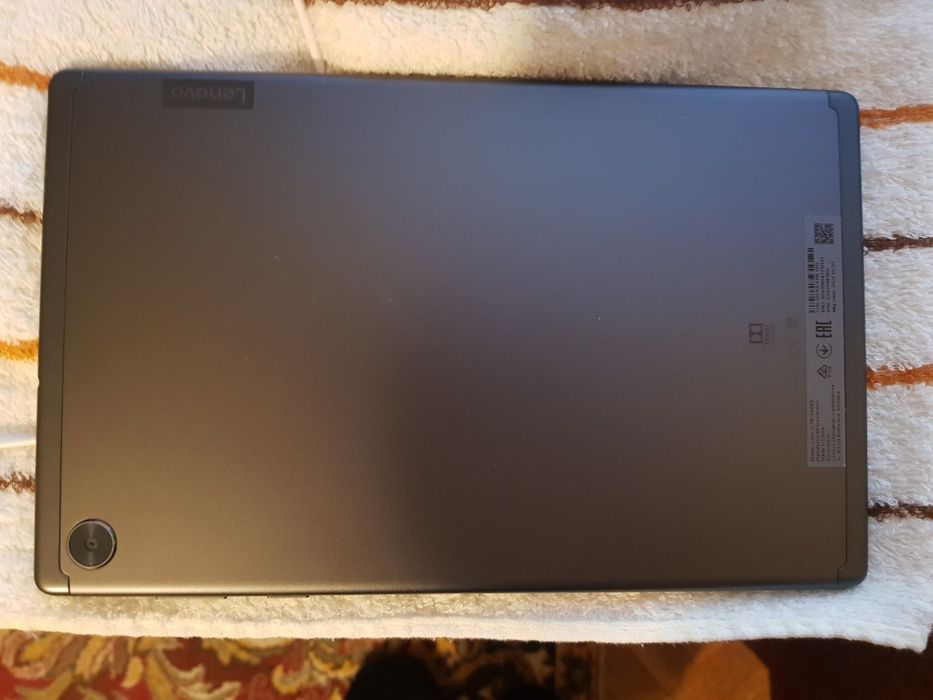 Lenovo tab M10 FHD PLUSi