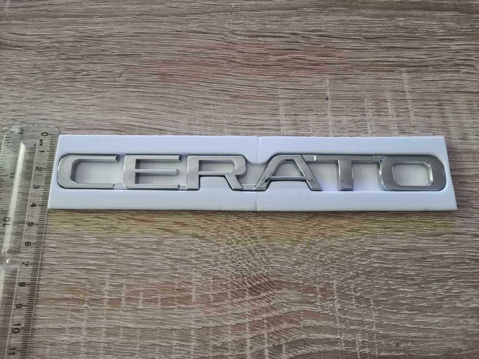 Емблема Надпис Kia Cerato