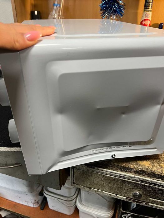 Микровълнова фурна Bomann MW 6014 CB с транспортен дефект