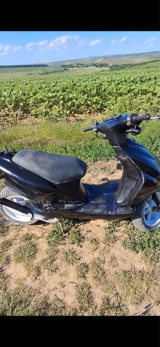 Vand scuter peugeot si un ride twister 3(pachet stage 6)
