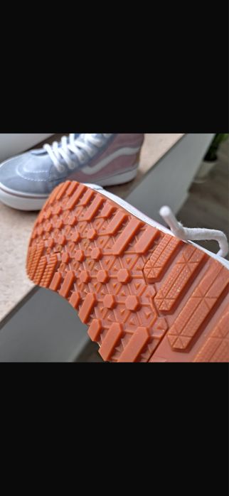 Model deosebit VANS bicolor