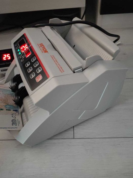 Машина за броене на пари, Проверка фалшиви банкноти