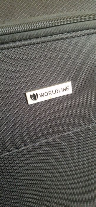 Чемоданы на колёсах Worldline.
