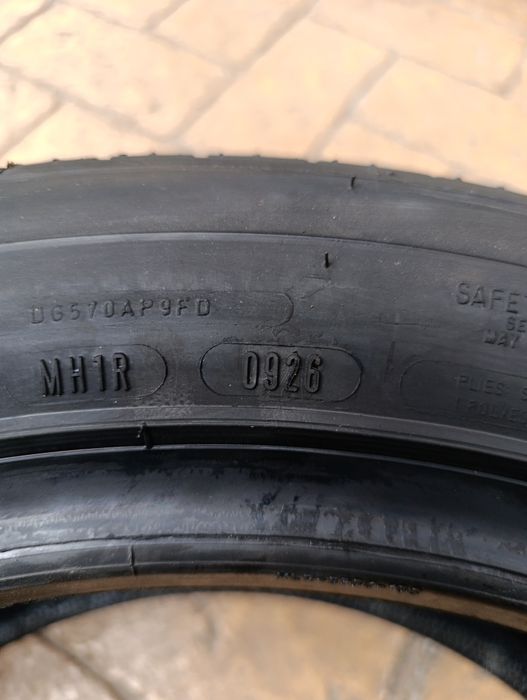 Нови гуми DUNLOP 215/55/17 Sport Maxx RT 2 БОРД