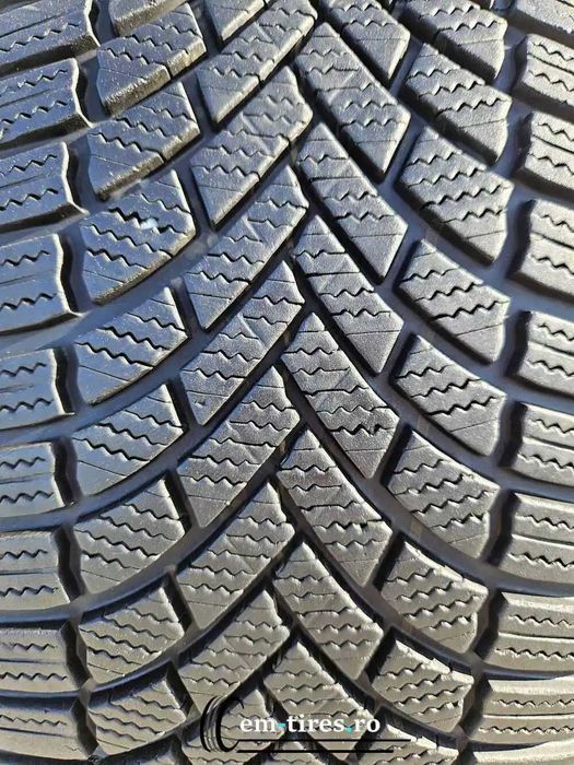 Anvelopa Iarna 235/45 R18 BRIDGESTONE Blizzak LM005 98V