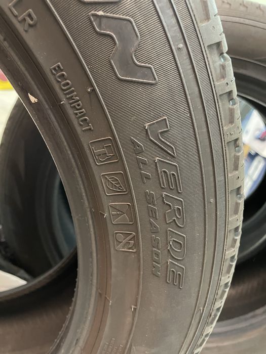 Гуми Pirelli, 255 55 20, 120 евро 3 броя