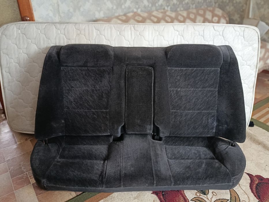 Продам сиденье на toyota windom