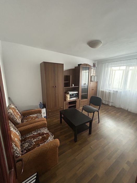 Inchiriez apartament Focsani