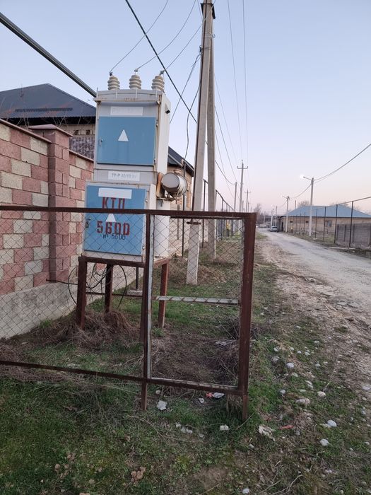 Трансформатор  и столбы