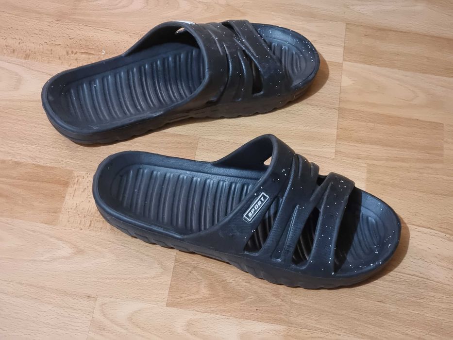 Slapi papuci de casa si de curte - plastic moale nr 41