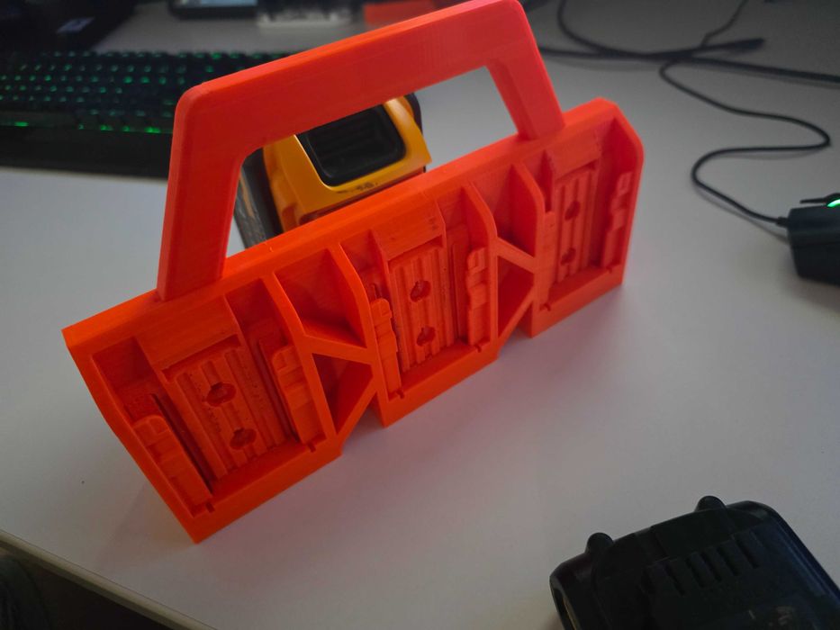 Suport baterii DEWALT / Milwaukee 4/6 acumulatori