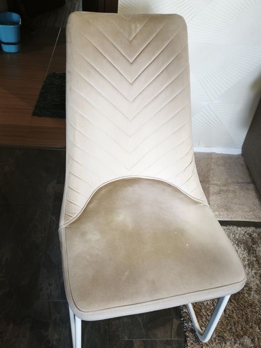 Кухненски стол в много добро състояние