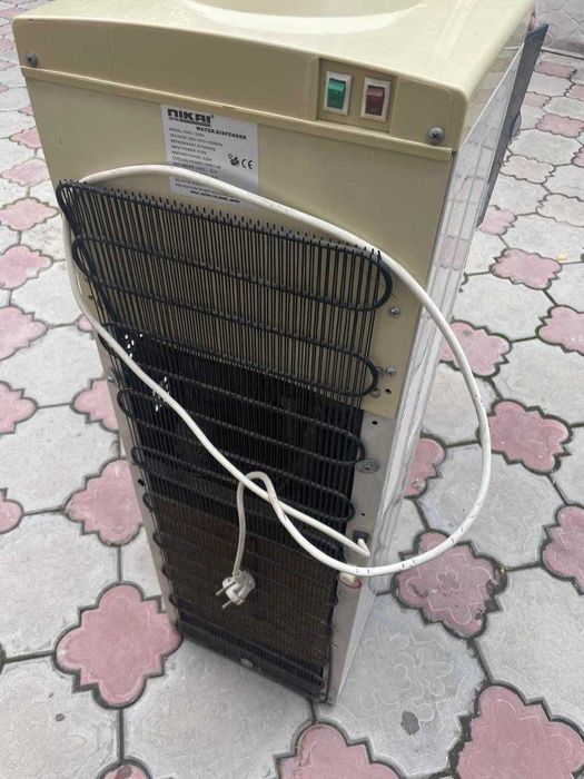 Продам кулер для воды