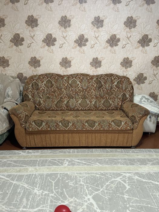 Продам диван  в хорошем состоянии