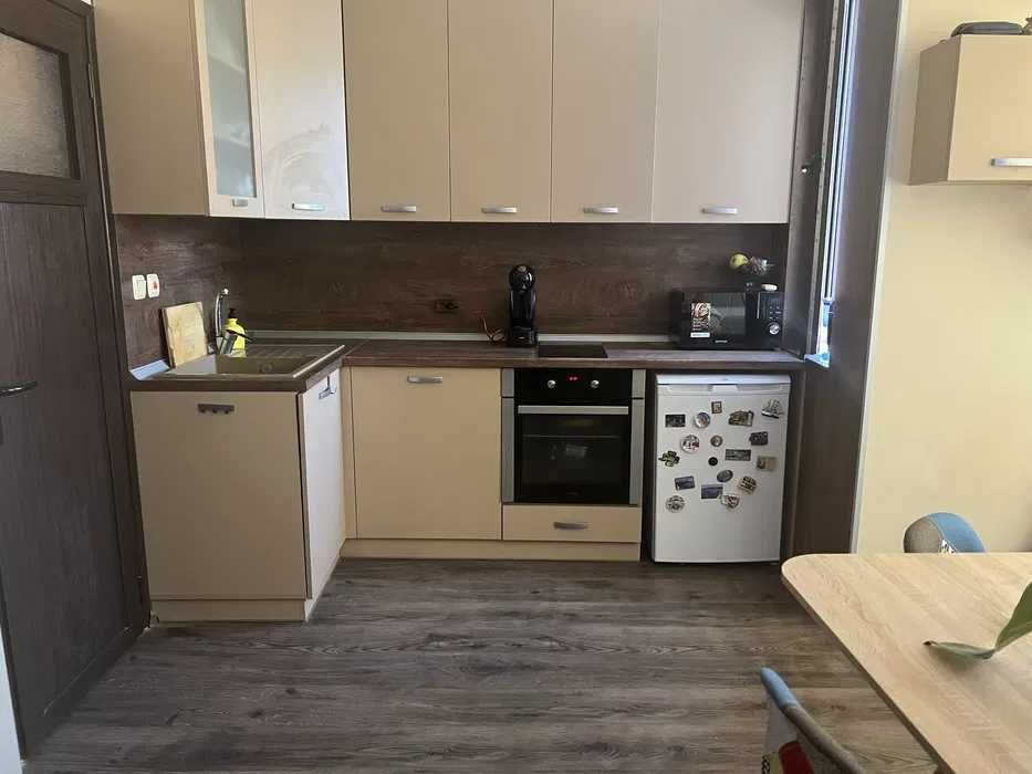 Дава се под наем Двустаен апартамент в Бургас, Зорница - 60 кв.м за 510 € - Снимка #5