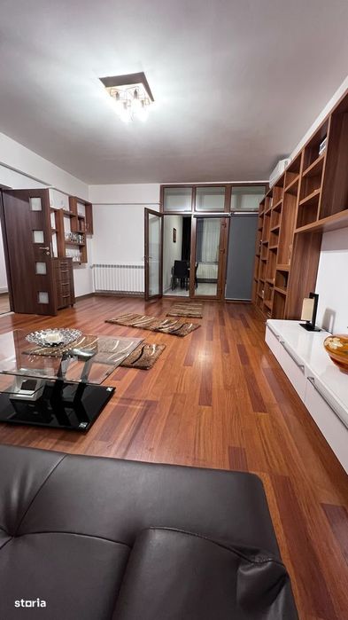 Inchiriez apartament 2 camere cu loc de parcare subteran