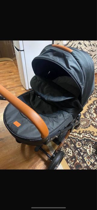 Продам детскую коляску