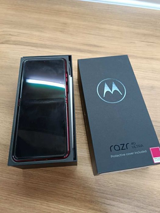Motorola razer 40 ultra